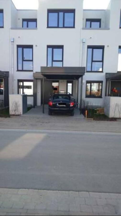 Privat Zimmer Richtung Messe ハノーファー エクステリア 写真